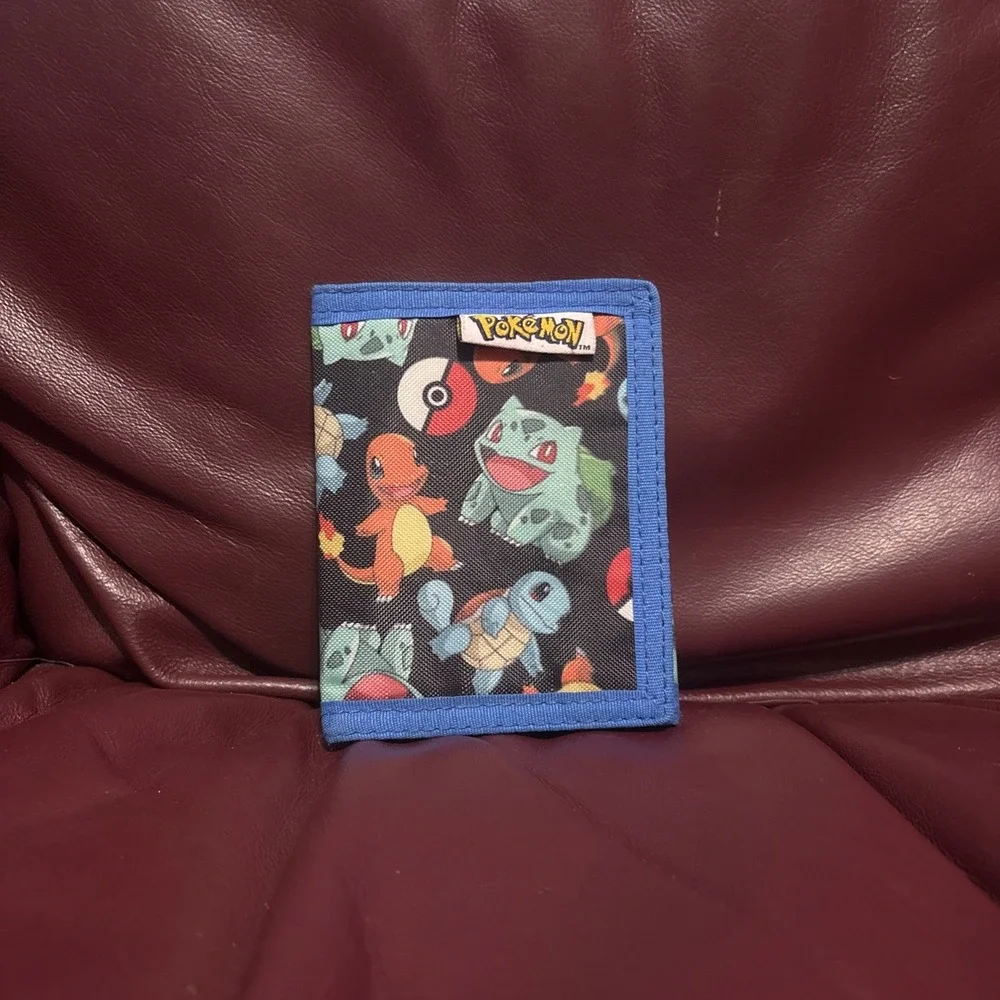 Pokémon Gen 1 Starter Trifold Wallet Charmander Squirtle Bulbasaur